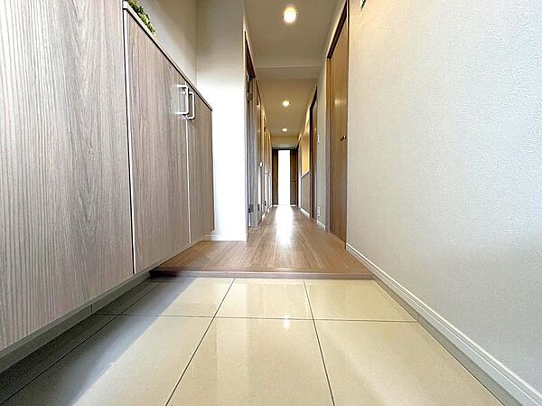 ご家族の「ただいま」「おかえり」の声と笑顔に癒され、心あたたまる空間です。