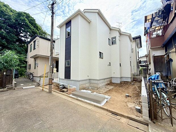 日当たりのよいLDKや収納豊富な住まい等、ご家族のライフスタイルに合った理想の1邸を。