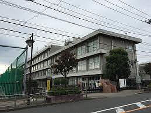武蔵村山市立小中一貫校村山学園第二中学校まで約1414m