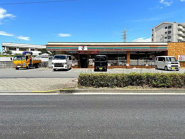 セブンイレブン東大和立野4丁目店まで約500m