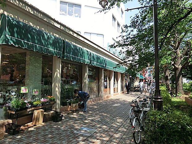 紀ノ国屋国立店まで約797m