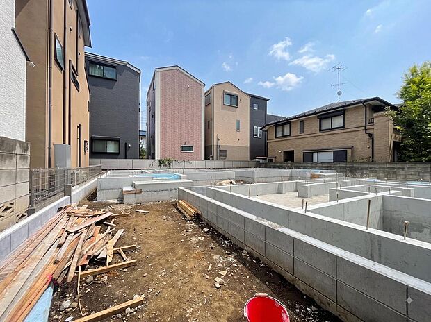 これまでの経験と知識を活かし、お客様に寄り添ったご提案をいたします。※バーチャル加工を施しています。