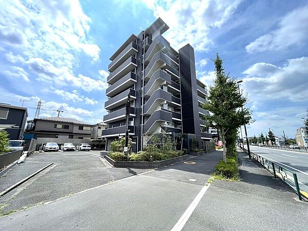 日当たりや通風、使い勝手などを考慮された間取りです。仕様などの詳細はお問い合わせください。