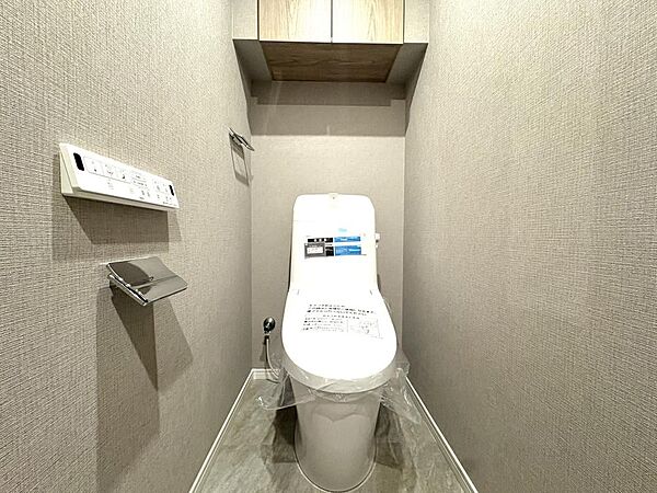 写真と現地では広さや明るさの感じ方が異なります。実際に足をお運びいただき、ご体感ください。