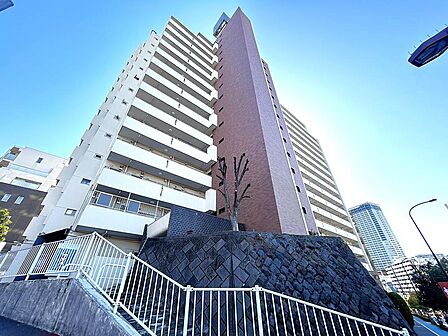 当社は選べる見学メニューをご用意。お客様のご希望・ご都合に合わせてご見学いただけます。
