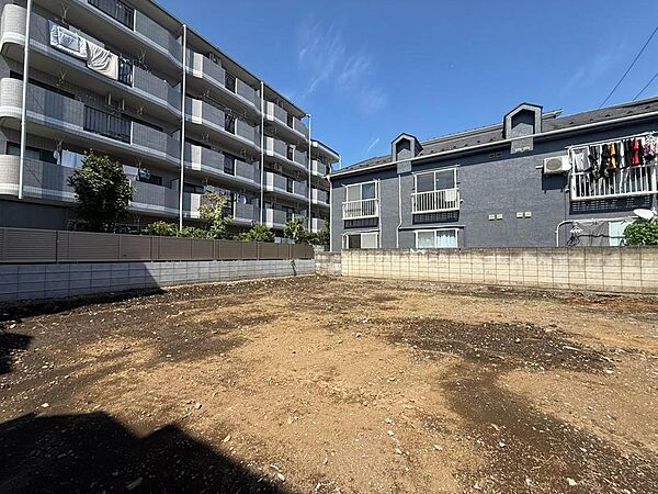 お住まいづくりの資金計画など、土地以外のこともサポートさせていただきます。