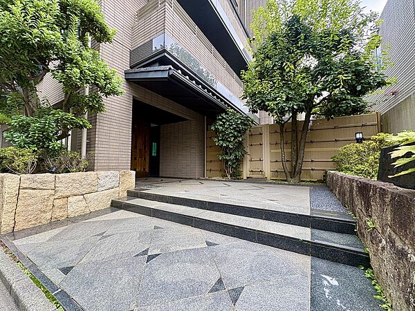 現地のご案内のほか、当社は先々の暮らしに必要なお金や、最適な準備なども併せてご提案いたします。