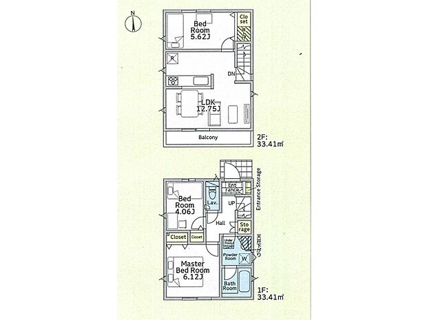 ご家族が集うLDKは2階に設けられており、バルコニーに面した明るい空間です。