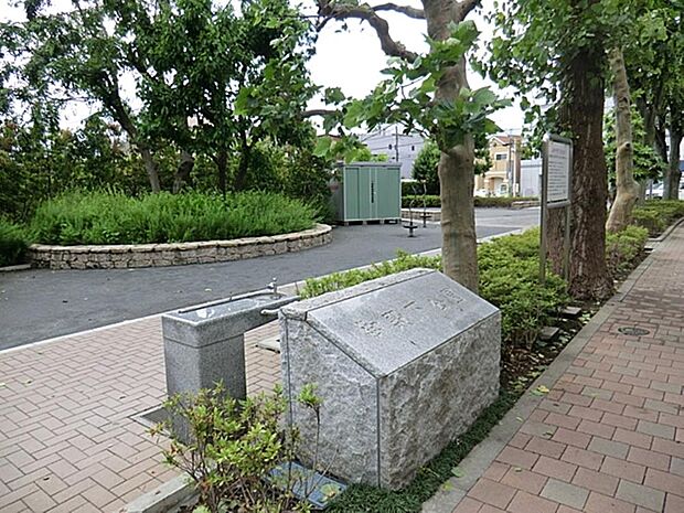 御殿下公園まで約471m