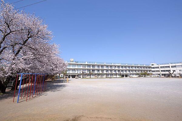 国分寺市立第五小学校まで約1226m
