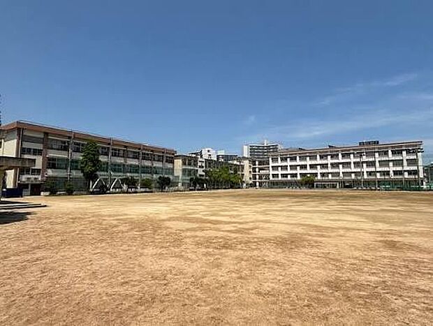府中市立府中第四中学校まで約135m