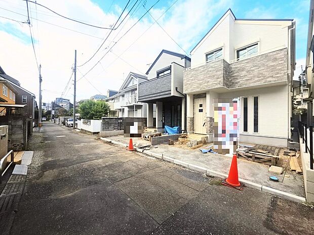 実際の暮らしをイメージしやすい完成済物件です。お電話をいただければ、当日のご案内も可能です。