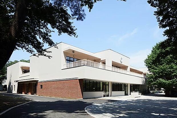 私立桐朋学園小学校まで約1208m