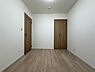 寝室：生活スタイルに合わせて、お子様部屋、寝室、テレワーク室など様々な用途で使用できます。