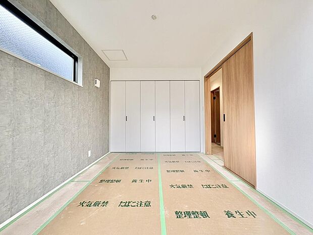 (現地モデル棟写真)生活スタイルに合わせて、お子様部屋、寝室など様々な用途で使用できます。