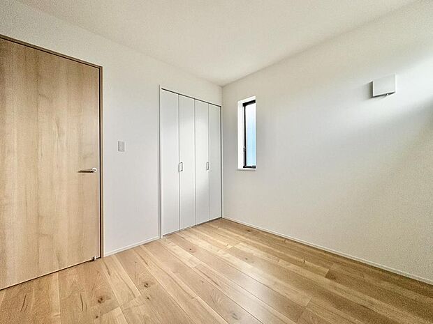 (現地モデル棟写真)お好みの家具を置いたり、小物を飾り、お気に入りの空間づくりが楽しめそうです。