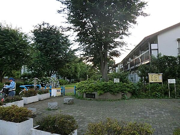 平成公園まで約185m