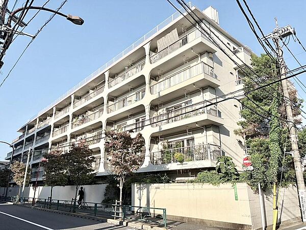 現地のご案内のほか、先々の暮らしに必要なお金や、最適な準備などもご説明いたします。