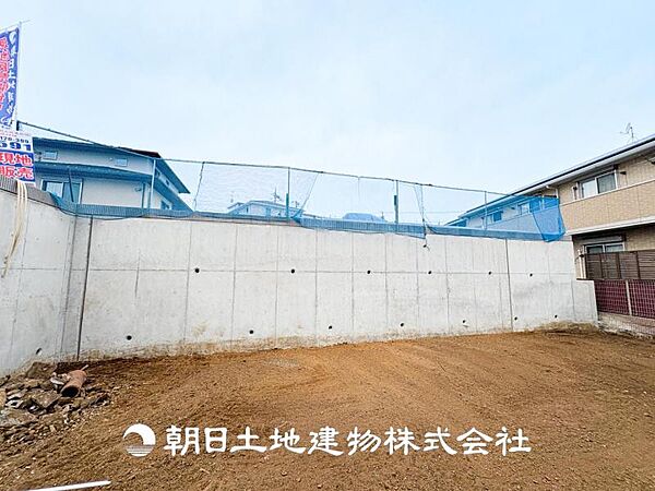1日の疲れを癒すバスタイム。心地よいリラックスを叶える独立した美しい空間です。