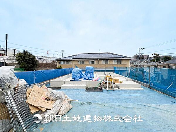 【外観写真】時間のゆとりと空間、暖かな陽光がもたらす光と風を独占してください。