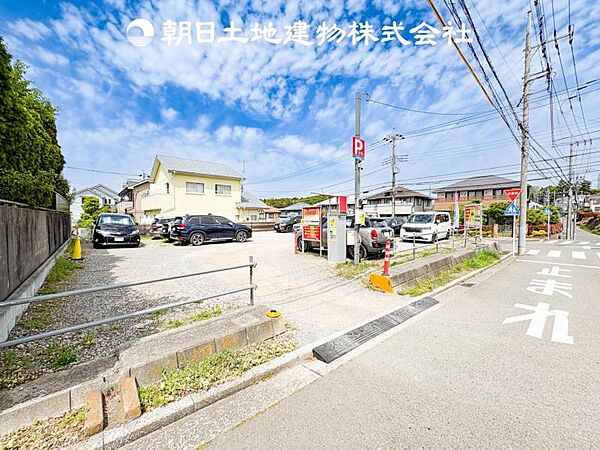 【現地写真】建築条件なしの売地につきお好きなハウスメーカーにて建築が可能です。