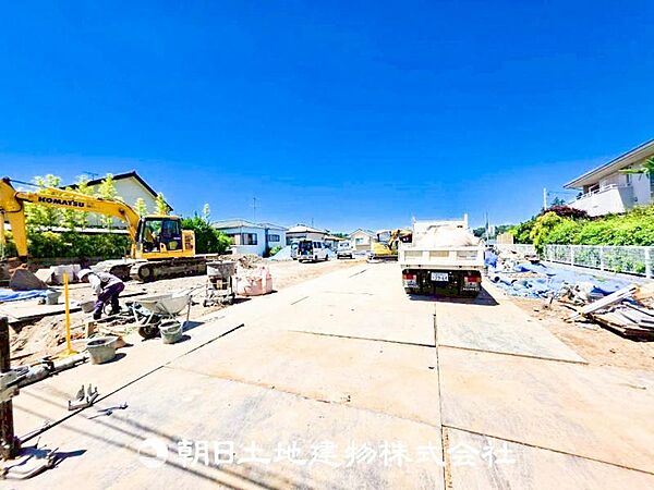 1日の疲れを癒すバスタイム。心地よいリラックスを叶える独立した美しい空間です。