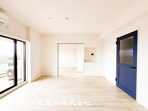 【リビング】リビングで家族との時間、自分の時間を大切にできる空間を作りました。