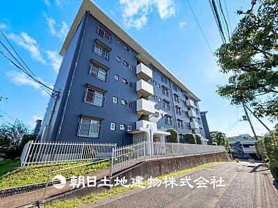 外観：【外観写真】表現された空間はたくさんの光を浴び、風を感じ、暮らしの時間を豊かにしてくれます。