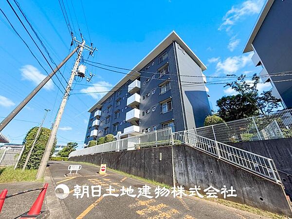 大切な家族一人ひとりの大切な個別空間をつくりあげました。