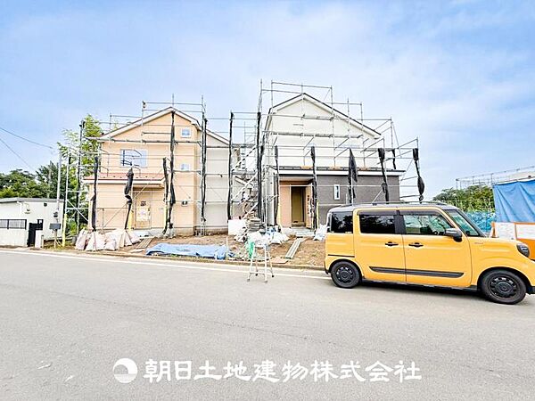 1日の疲れを癒すバスタイム。心地よいリラックスを叶える独立した美しい空間です。
