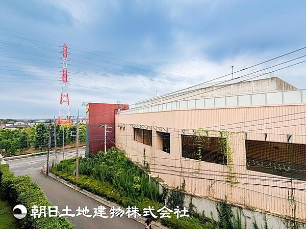 【眺望】住戸からの眺望や通風も良好なお部屋です。