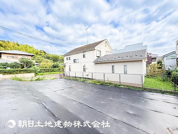 1日の疲れを癒すバスタイム。心地よいリラックスを叶える独立した美しい空間です。