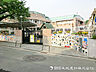 周辺：【初音丘幼稚園】310ｍ　遊びと学びのバランスがよく評価の高い幼稚園です。遠足や制作、クッキングなどの体験学習も充実しており、お子様の経験値をしっかり積むことができます。