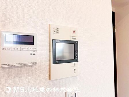 【防犯設備】TVモニター付きインターホンは訪問者のお顔を確認出来安心な機能です！
