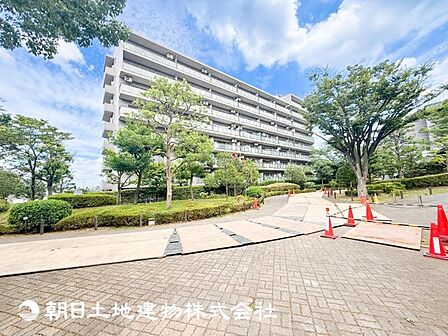 リビングで家族との時間、自分の時間を大切にできる空間を作りました。
