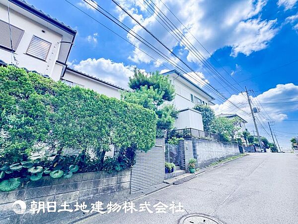 、快適な日常を支える機能性と強さがひとつになった自慢のキッチンです。
