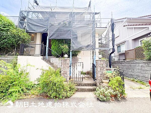 趣味・感性で個性的に飾って頂けるようシンプルに仕上げてあります。