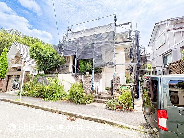 【外観写真】時間のゆとりと空間、暖かな陽光がもたらす光と風を独占してください。