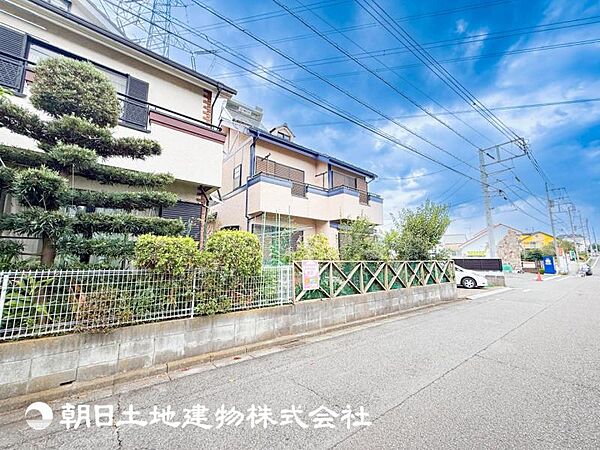 大切な家族一人ひとりの大切な個別空間をつくりあげました。