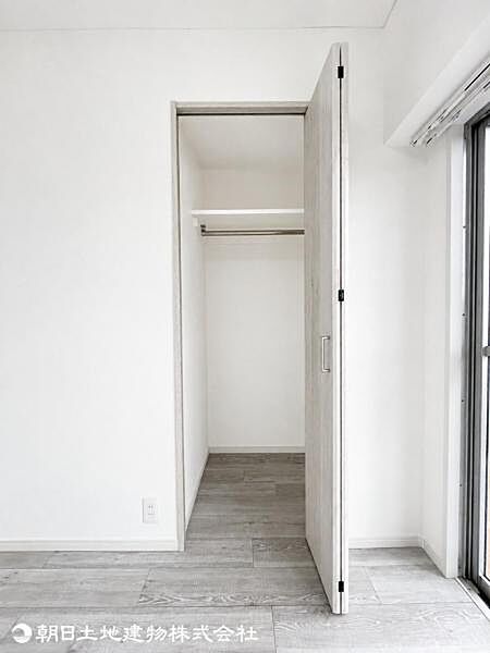【収納】各お部屋にある収納はお部屋の整理には欠かせない空間です！