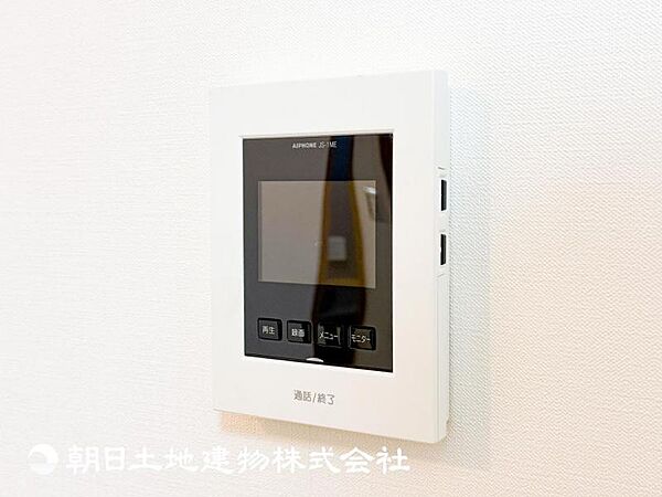 【防犯設備】TVモニター付きインターホンは訪問者のお顔を確認出来安心な機能です！