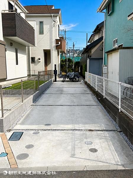 【外観写真】時間のゆとりと空間、暖かな陽光がもたらす光と風を独占してください。