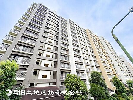 【外観写真】時間のゆとりと空間、暖かな陽光がもたらす光と風を独占してください。