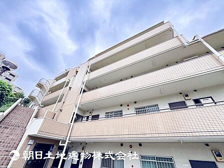 リビングで家族との時間、自分の時間を大切にできる空間を作りました。