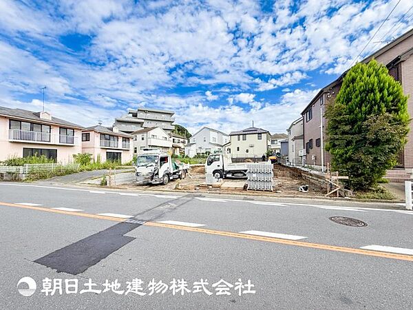 趣味・感性で個性的に飾って頂けるようシンプルに仕上げてあります。