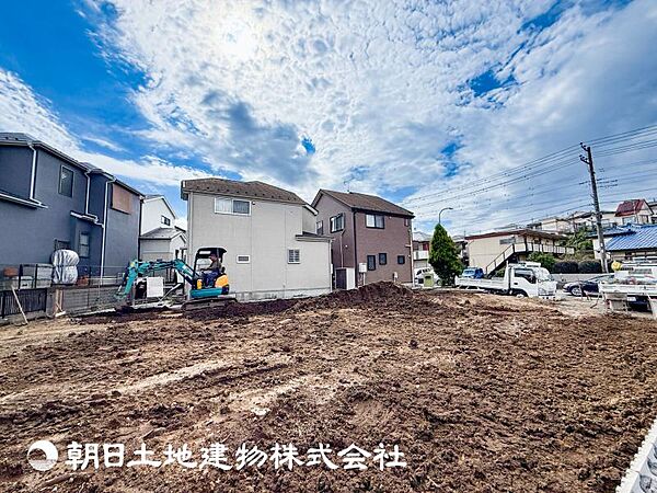 大切なご家族、招いた友人と過ごすひと時を溢れる光が優しく包み込む空間。
