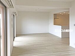 レヴィールヒルズ入間リバービュー 中古マンション 2LDKのリビング/ダイニング