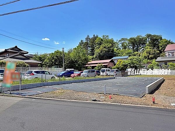 【所沢駅歩13分の分譲地】都市の利便性と郊外の穏やかさが共存する街並み。全2区画一括販売の相談OK♪／現地全景写真
