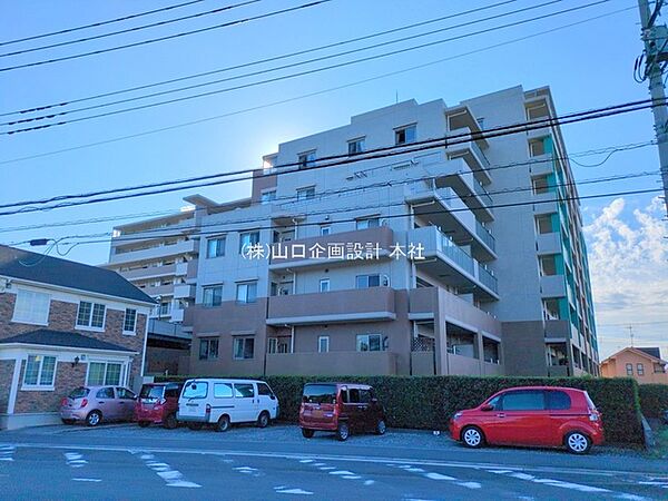 apartment 埼玉県入間市扇台1丁目
地図を見る