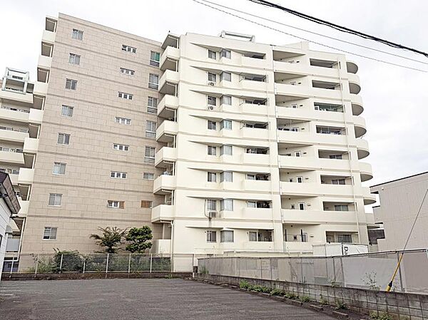 入間市駅徒歩13分。69.52ｍ2の住空間と価格のバランスにも注目したい住戸です。